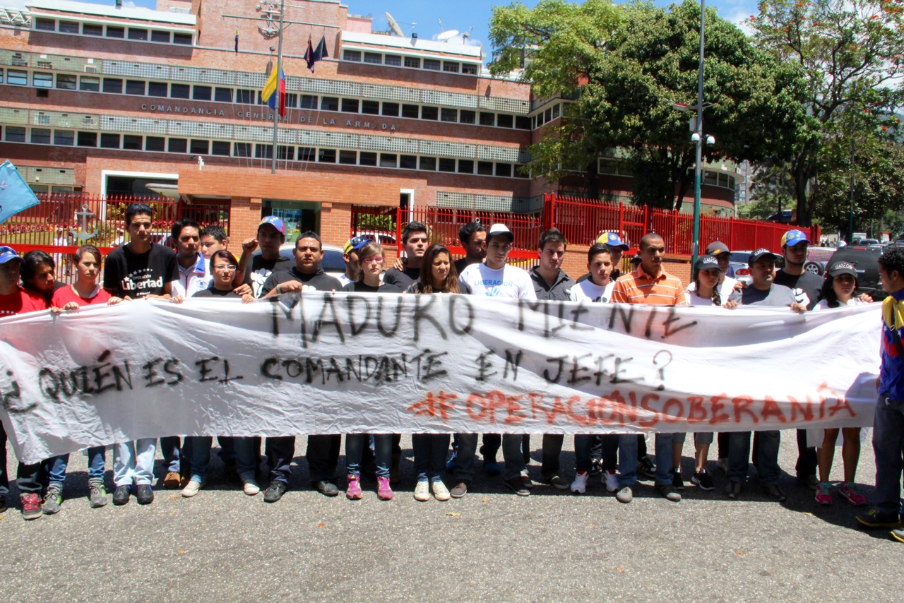 Vente Joven cuestiona legitimidad de Maduro ante la FANB