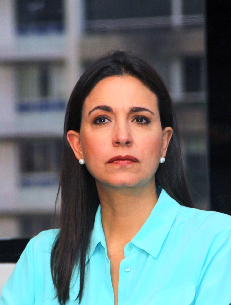 Declaración de María Corina Machado sobre nuevas medidas económicas 2013