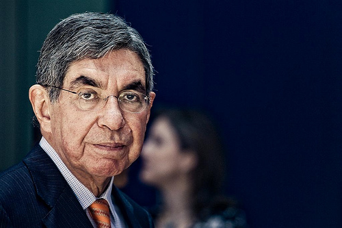 Óscar Arias: “Me uno al coro que pide fin del proceso contra María Corina”