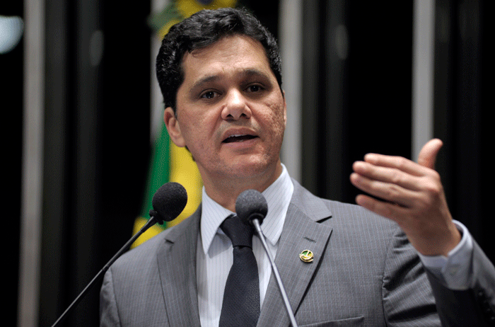 Senador Ferraço insta a Rousseff a manifestarse por la integridad de María Corina