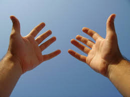 La Derecha y la Izquierda… ¿No son manos de un mismo cuerpo? – Por Douglas Gil