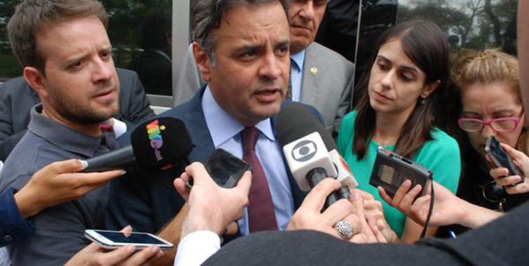Líder de la oposición brasileña califica de “injustificada” la medida contra María Corina Machado