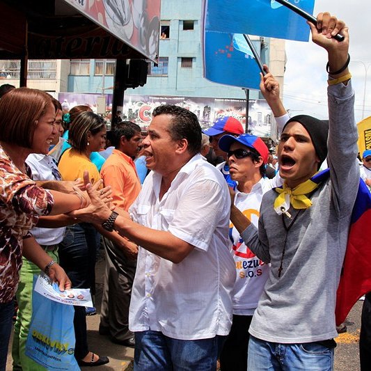 García: A Maduro y Santaella no les duele una Venezuela sin luz