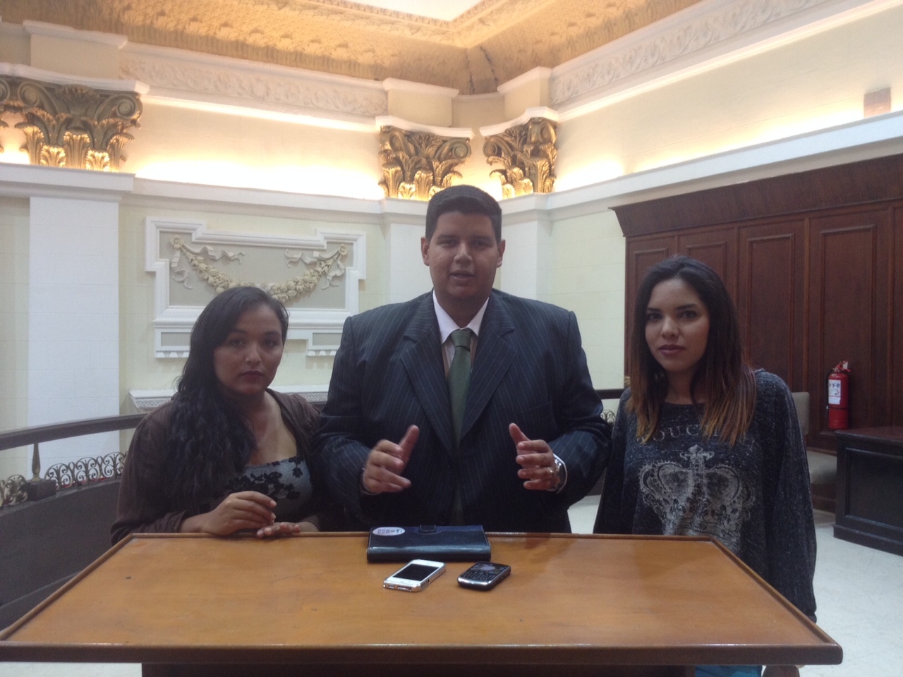 Merchán: Venezuela  está  en un proceso de asfixia continuado, la  salida es la renuncia de Maduro