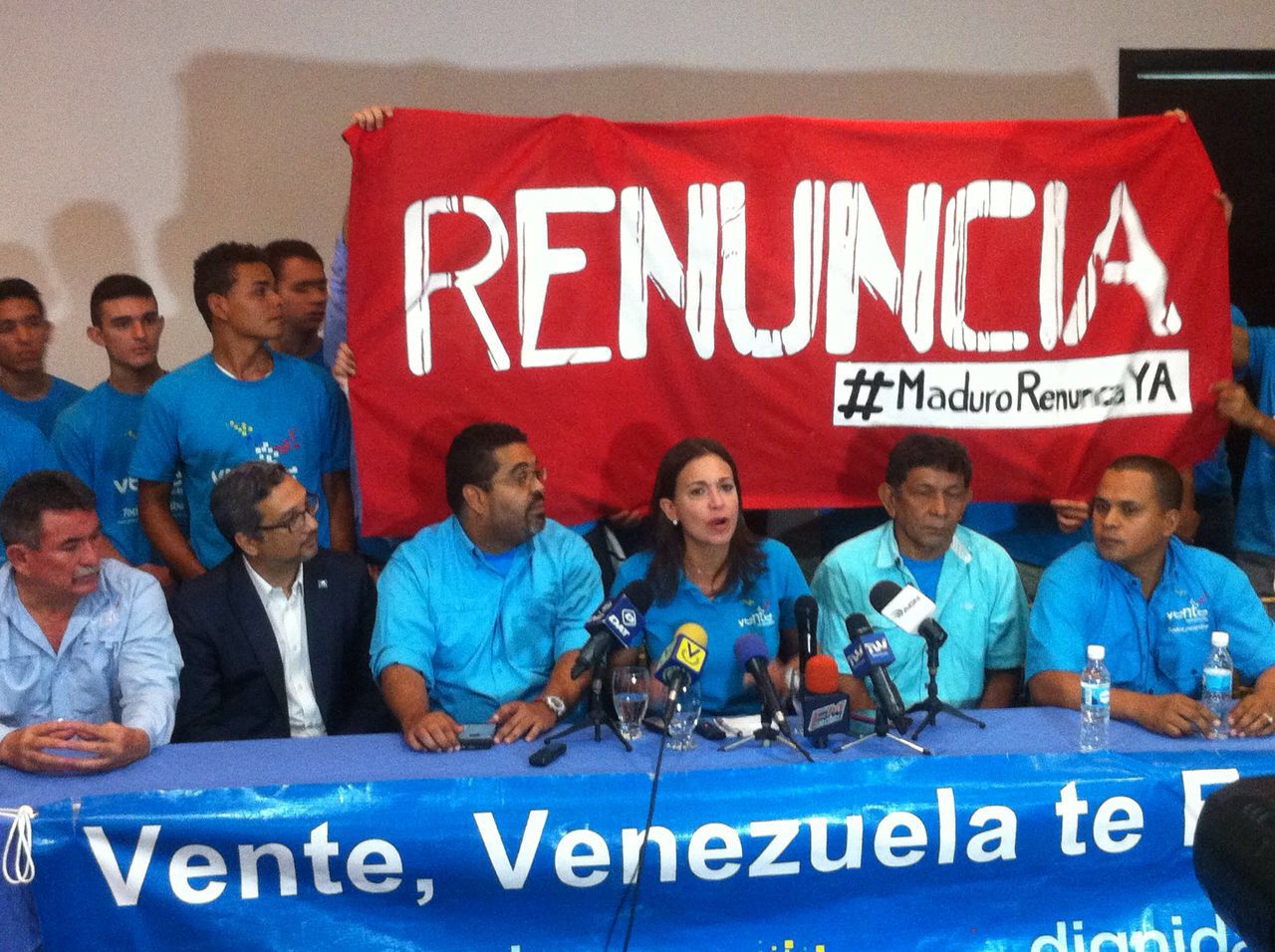 Machado: La violencia está desatada porque la barbarie es política de Estado