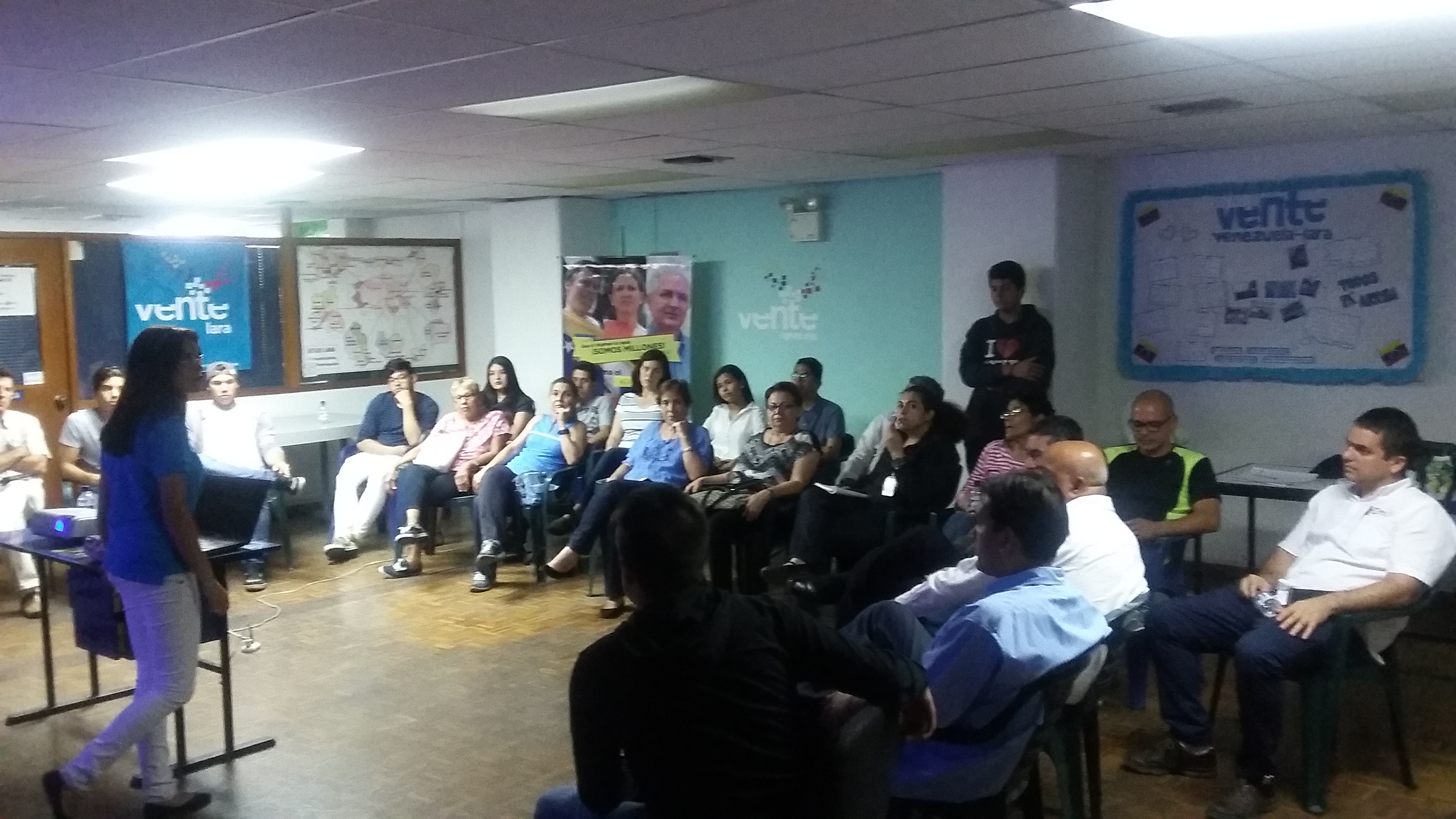 Ciudadanos respaldan a Vente Venezuela en proceso de legalización ante el CNE