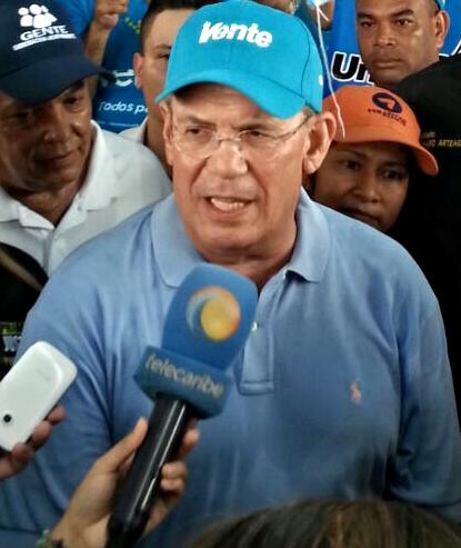 Omar González: Diálogo inicia y culmina con la renuncia de Maduro