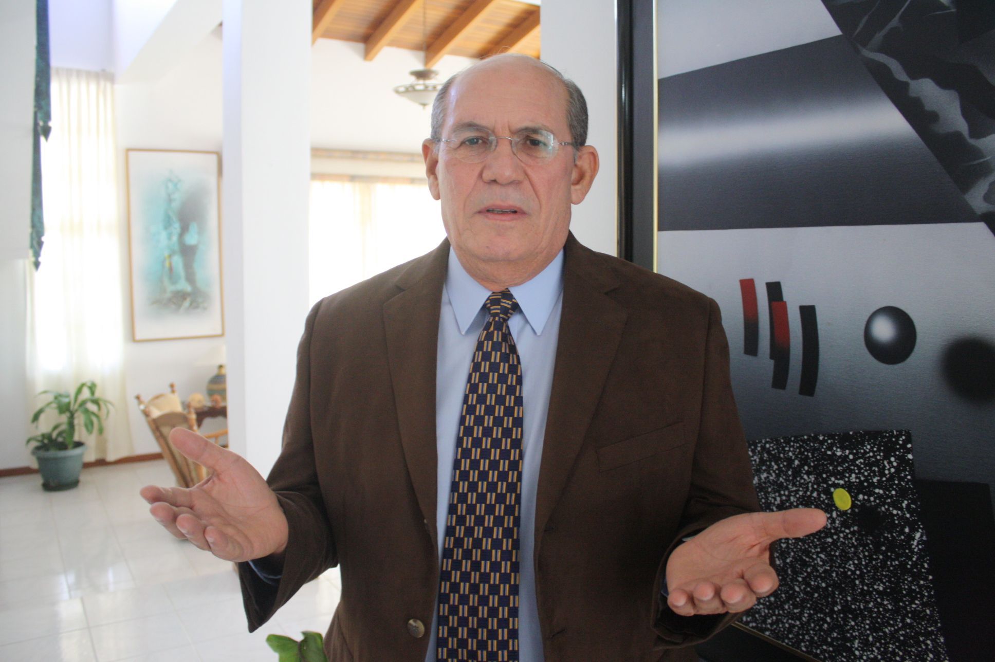 Omar González: Nos resteamos con el cambio o vivimos en dictadura