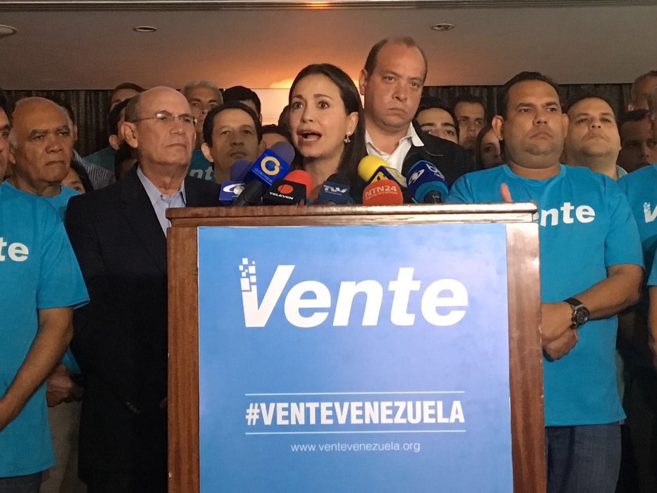 Vente Venezuela 8-7.4