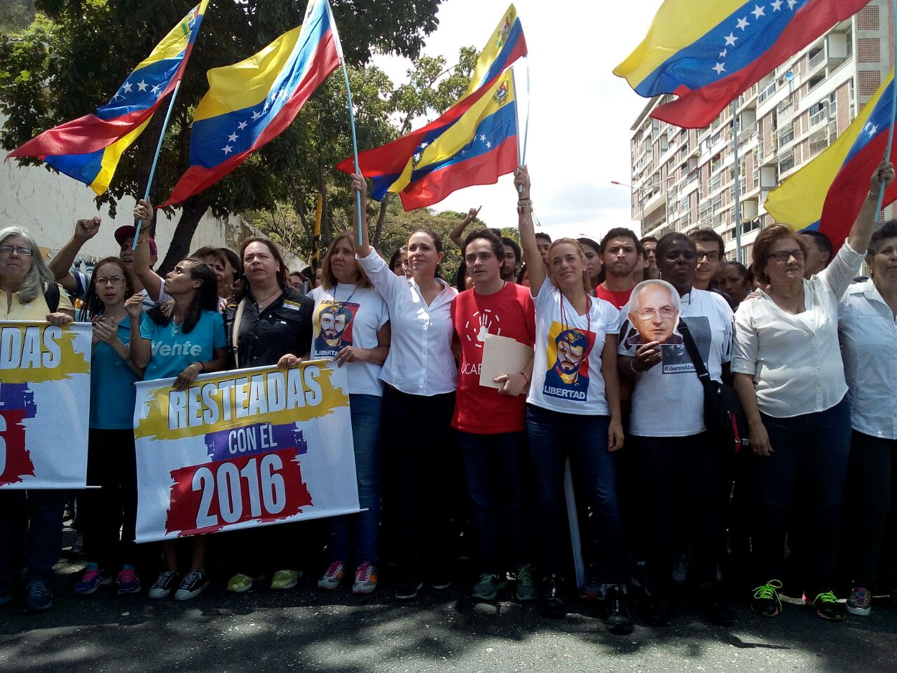 Mujeres y jóvenes arrancan agenda de una Venezuela resteada con 2016