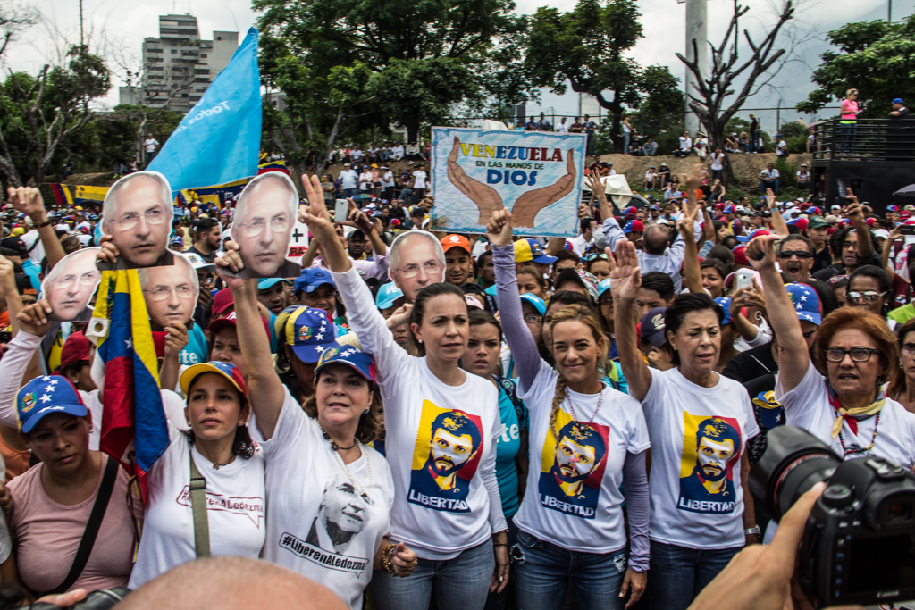 María Corina: Venezuela unida se planta frente a la dictadura bajo un grito: “fuera el dictador”