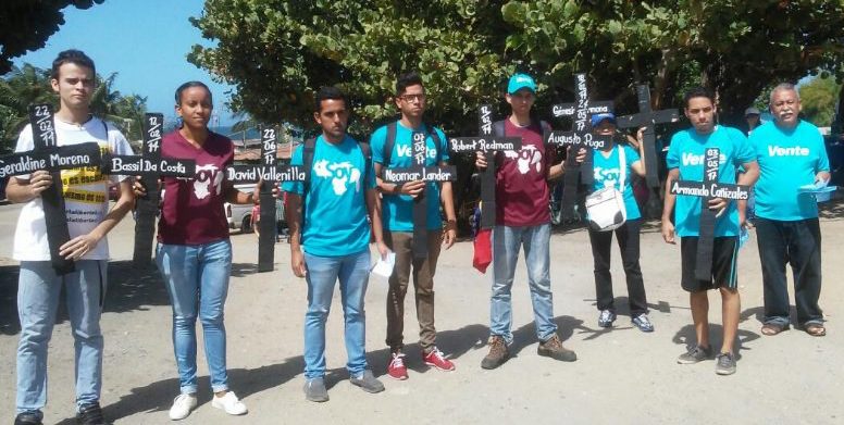Vente Joven en Vargas realiza homenaje a los jóvenes asesinados por la dictadura