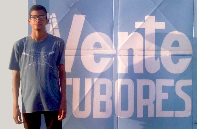 La puerta de entrada de la isla está resquebrajada – Eduardo Díaz