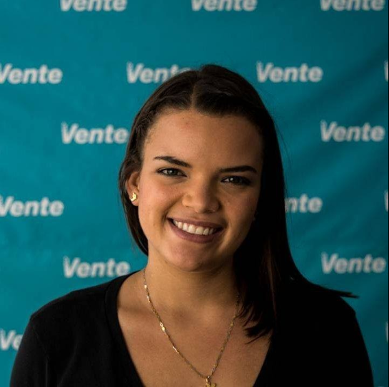 La resistencia ante la miseria – Por Dayana Vizcaya