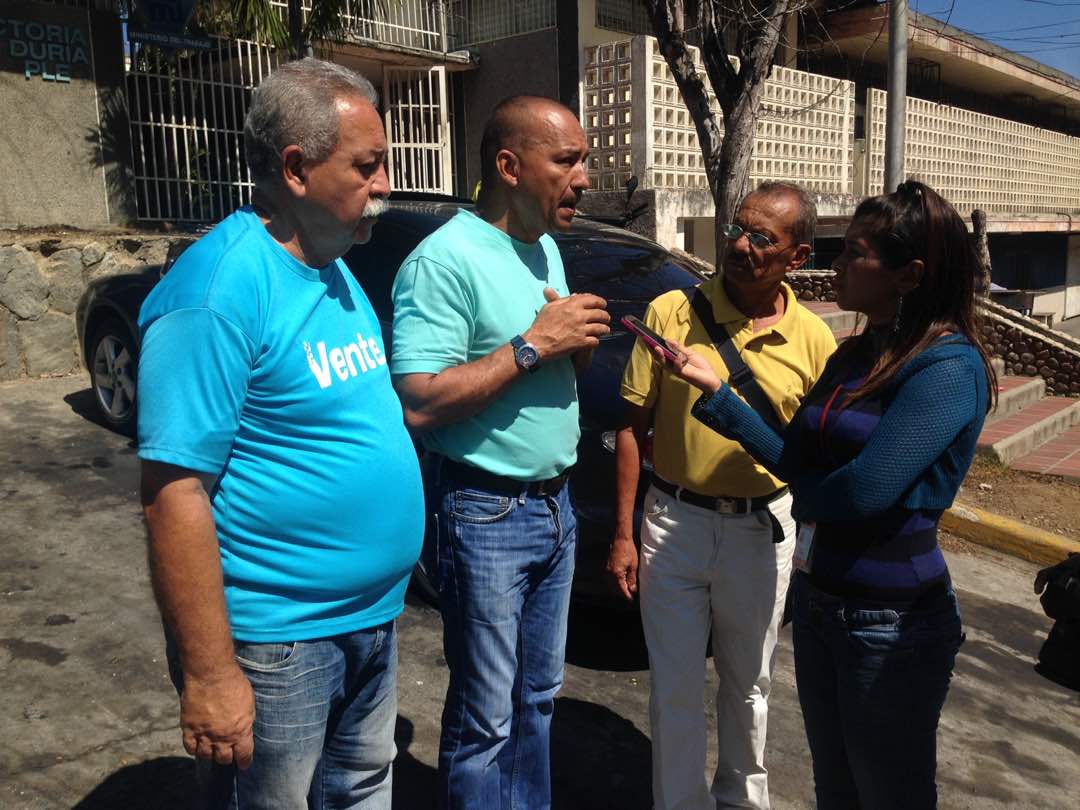 Fidias Blanco: El contralor municipal obliga a los empleados públicos a ir a ejercicios militares