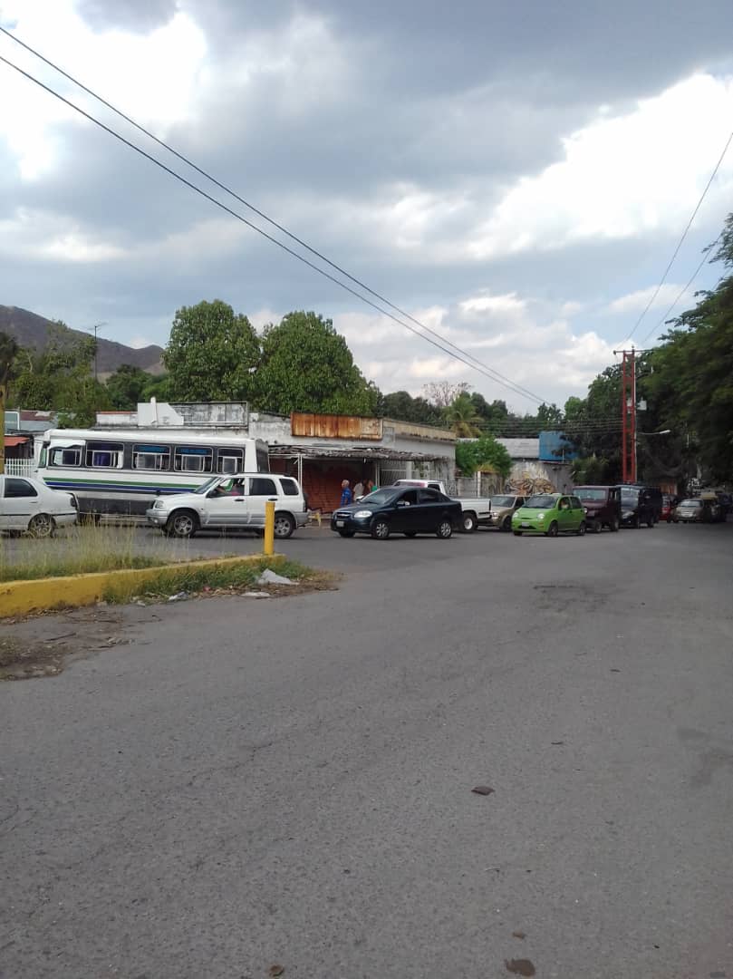 Vente Aragua constata crisis de combustible en El Limón