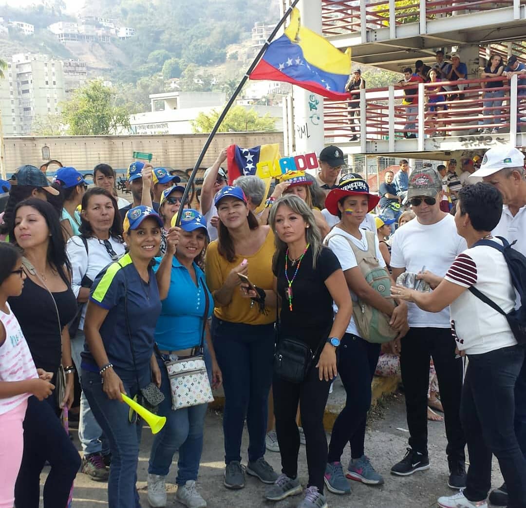 Carolina Márquez a Polimiranda: Ustedes tienen los mismos padecimientos que los civiles