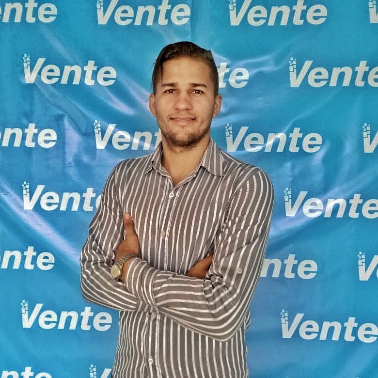 Carlos Szeplaki: Gira de Guaidó representa una oportunidad única de conformar la coalición internacional de liberación