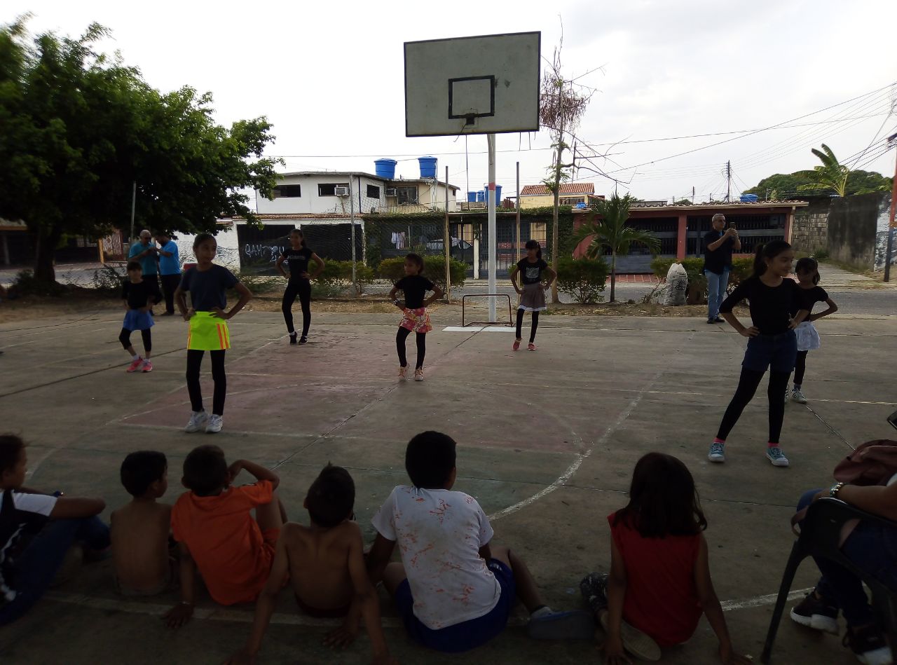 Vente Barinas recupera espacios de la cancha techada en Urbanización Palacio Fajardo