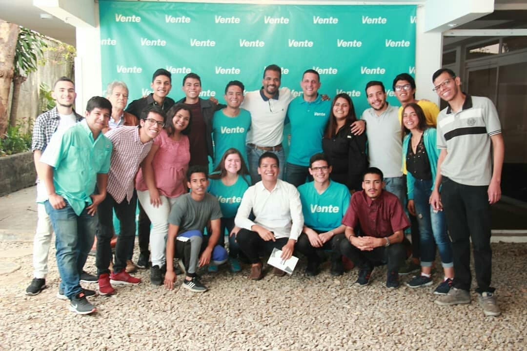 Vente Joven Caracas forma a sus cuadros políticos para el debate