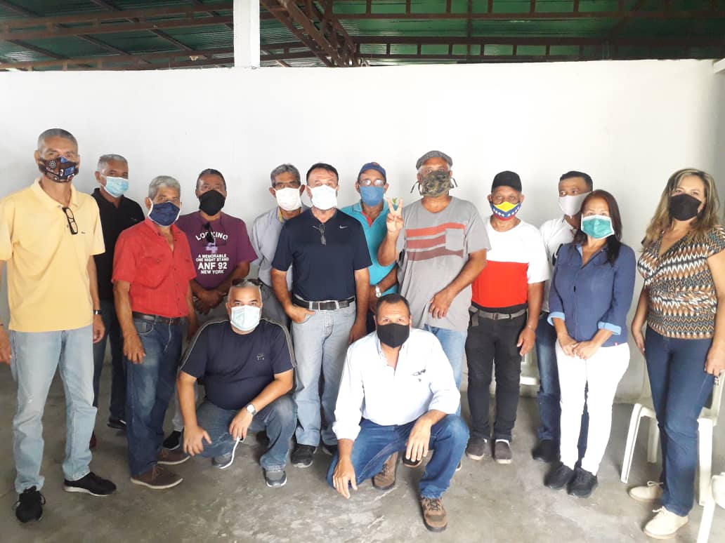 Vente Lara juramenta equipo parroquial en Cabudare