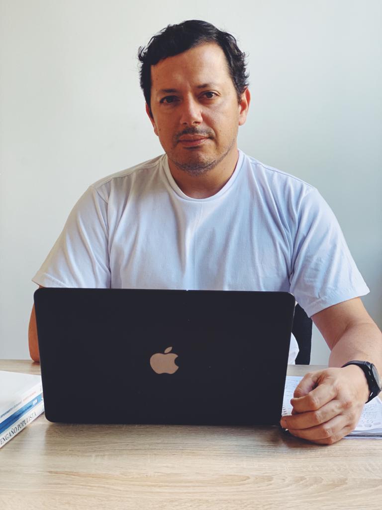 Luis Tarbay sobre Rubén González: Al mantenerlo preso, Maduro criminaliza la libertad sindical.