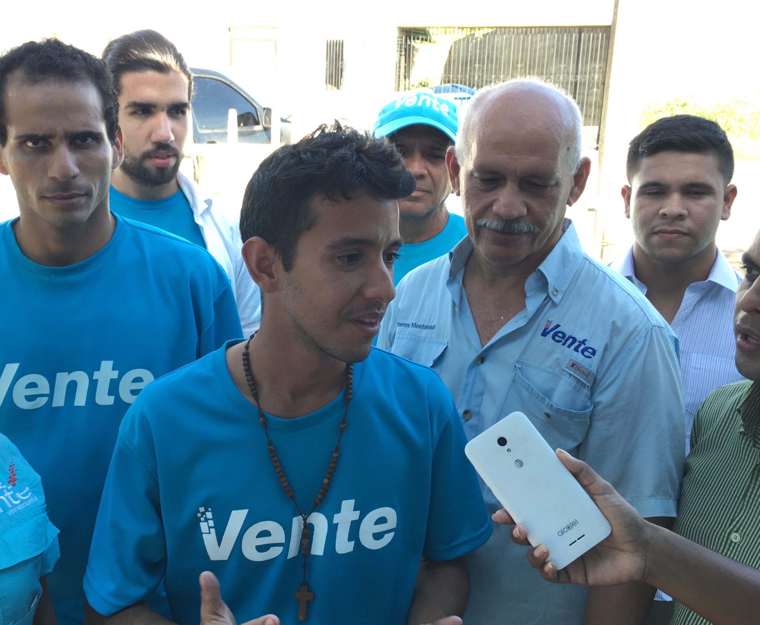 Vente Venezuela enciende la “guerra cultural” en Tucupido con “La carrucha del saber”