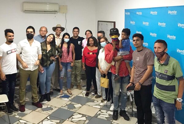 “Crecimos en un país donde el Estado, por Constitución, debe garantizar todo: desde las inyectadoras en los hospitales, los borradores en las escuelas y hasta la cultura. Esa idea destruyó al mismo Estado; cuyas instituciones, ahora por diseño socialista, obstaculizan todo. Debemos seguir creando nuevas propuestas de gestión cultural, pero enmarcados en una nueva visión”