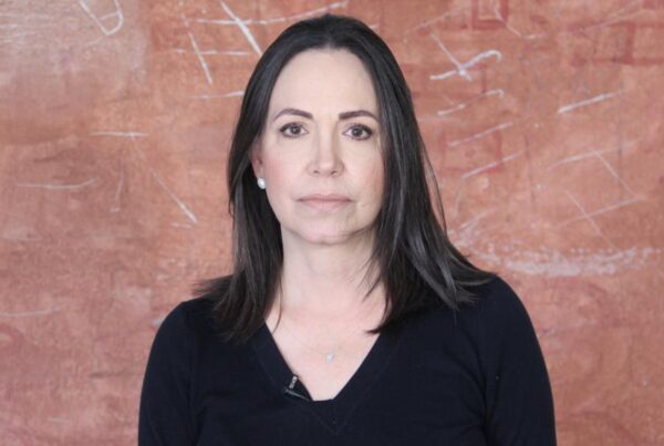 La Coordinadora Nacional de Vente Venezuela dejó clara la posición del partido liberal: “La democracia la vamos a recuperar enfrentando al régimen en nuestro terreno, y no pactando con el régimen y sus socios en el terreno que nos quiere imponer”.