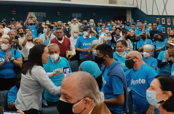María Corina: Tenemos la obligación de construir una vía alterna que nos conduzca a la Libertad