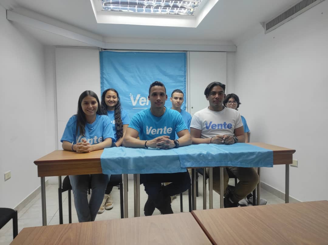 Vente Joven juramenta nueva estructura en Trujillo