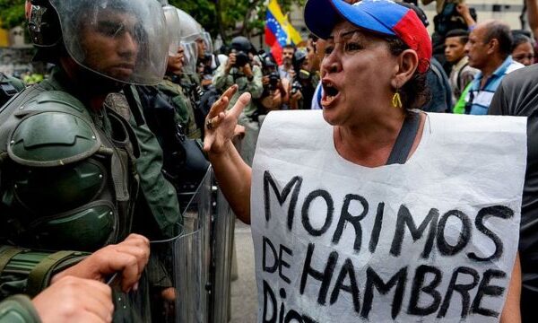 Se ha perdido toda razón y humanidad - Por Rosa Emilia