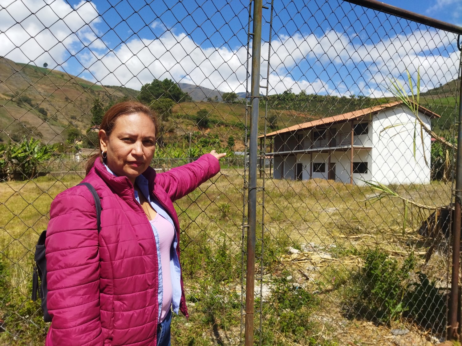 Martha Hernández denuncia abandono generalizado del régimen a los pueblos del sur de Mérida