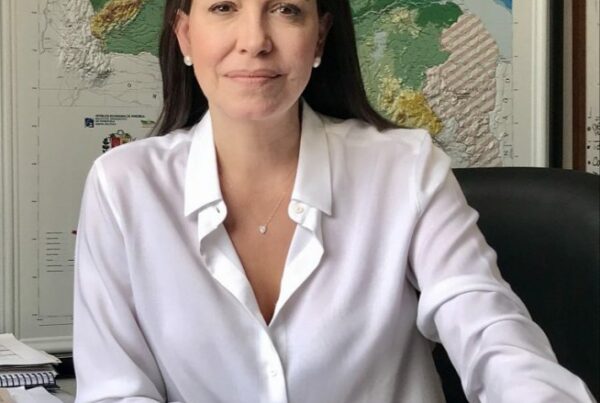 Bienvenida, María Corina – Por Alberto Newman