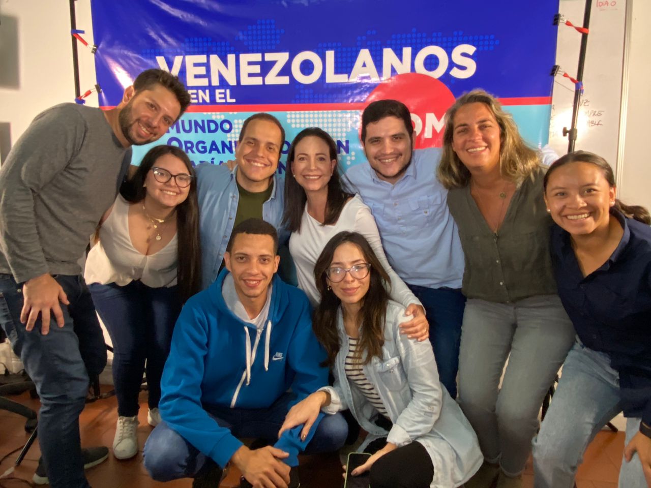 María Corina: Logramos que los venezolanos afuera voten; ahora lograremos aquí el voto manual