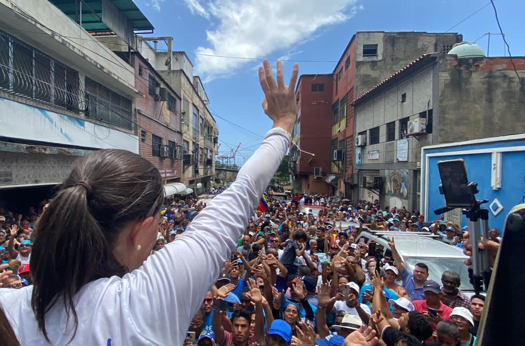 María Corina en Vargas: Con la fuerza ciudadana derrotaremos a un régimen que se sabe minoría