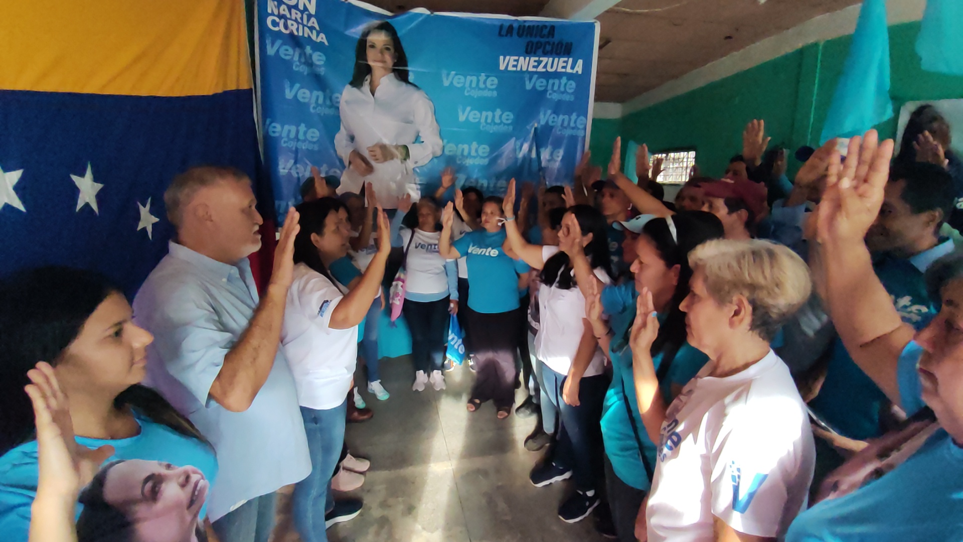 Juramentado Comando de Campaña María Corina en San Carlos 