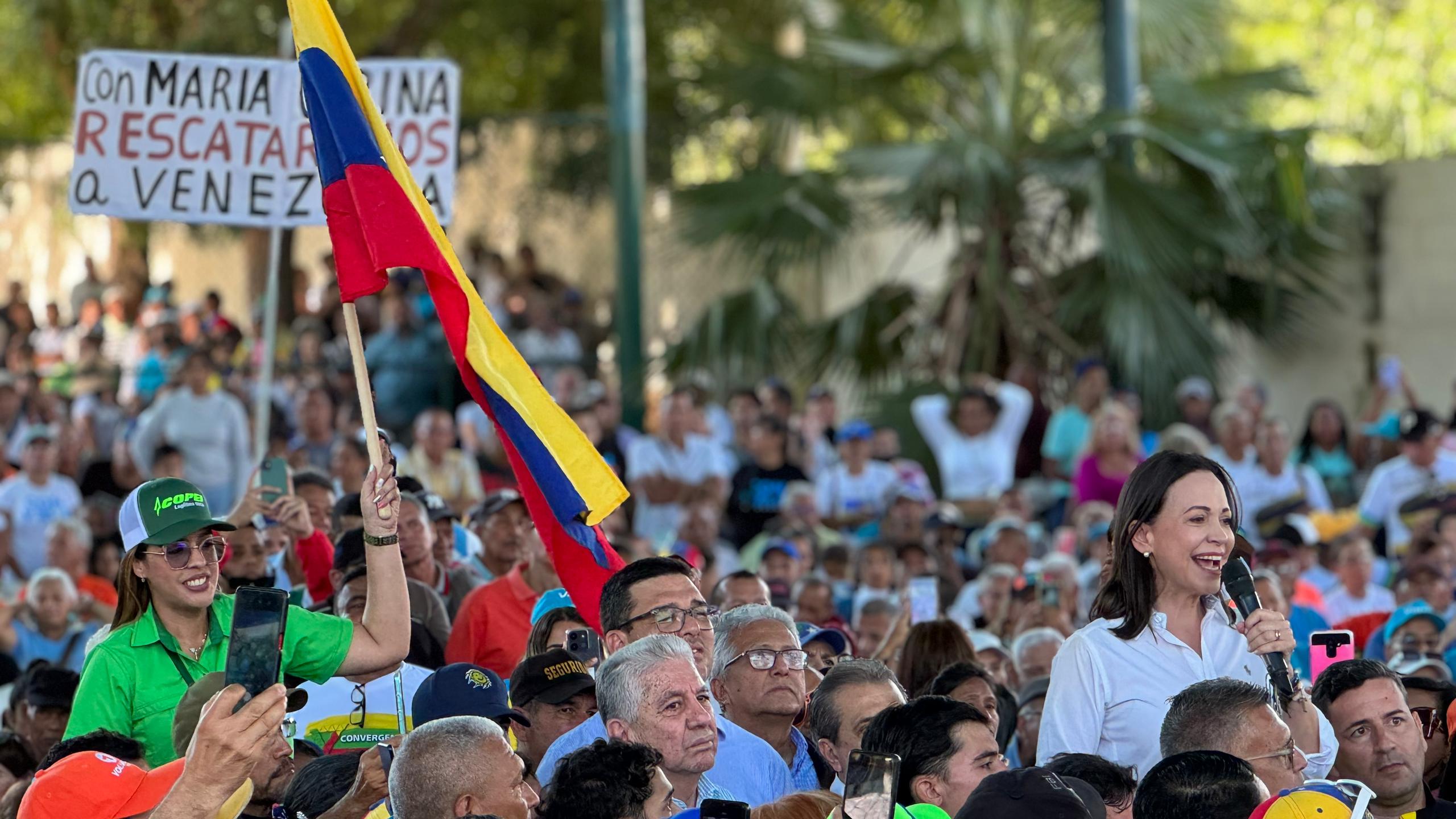 María Corina desde Lara: Vamos a derrotar a Maduro o al que nos pongan al frente