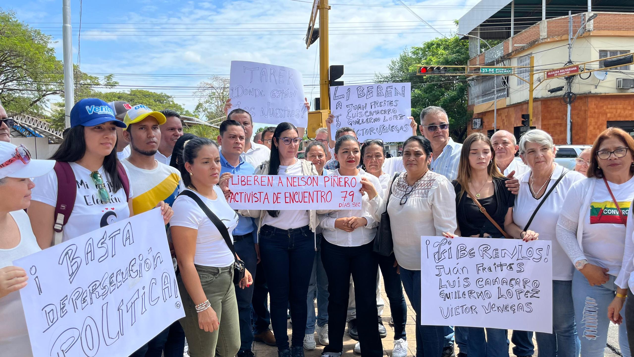 Pancartazo del Comando Con Vzla en Portuguesa para exigir liberación de dirigentes secuestrados