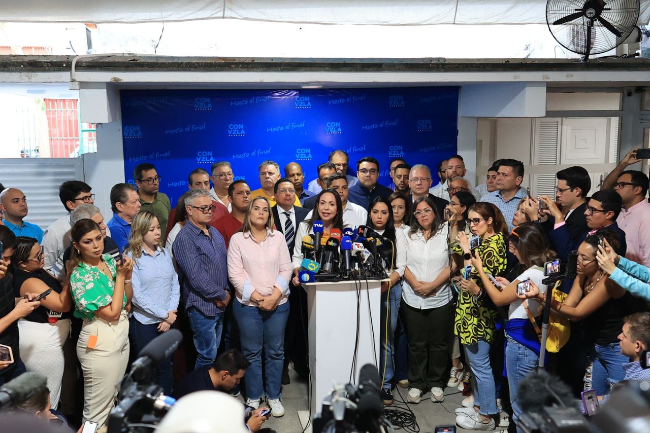 María Corina tras nueva arremetida del régimen: Mi equipo es toda Venezuela, no me van a aislar