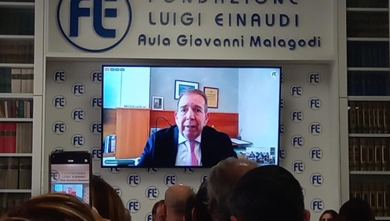 Edmundo González Urrutia recibe reconocimiento de la Fundación  Luigi Einaudi en Italia