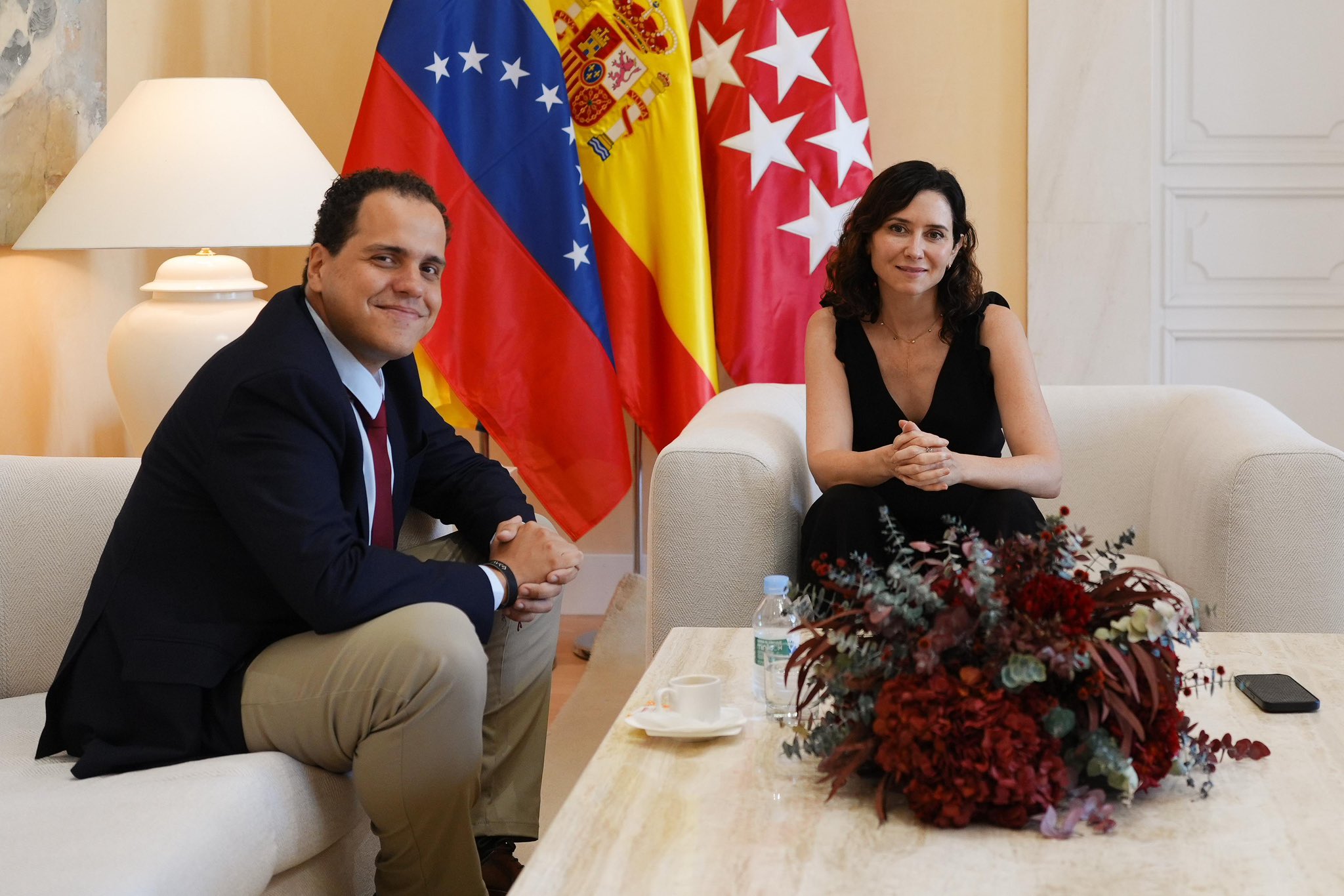 Isabel Díaz Ayuso se reunió con Pedro Urruchurtu: «Nos reiteró su apoyo a la causa democrática venezolana»