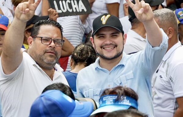 Entre la fe y la angustia: la familia Velazco exige la libertad de su padre