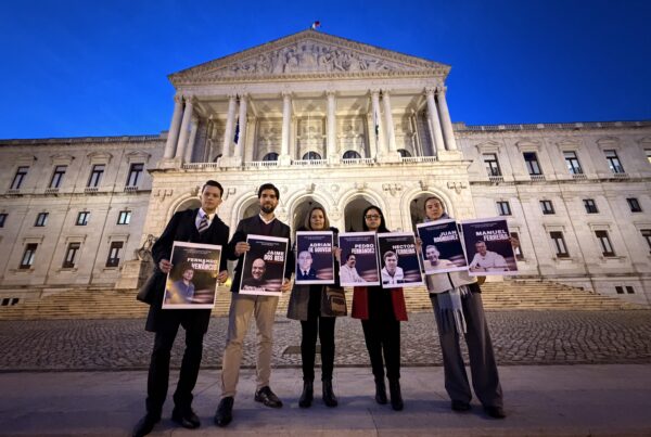 Familiares de presos políticos