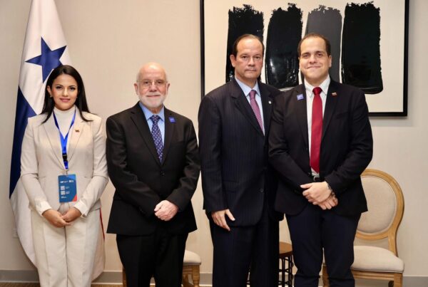 Equipo de María Corina en CAF