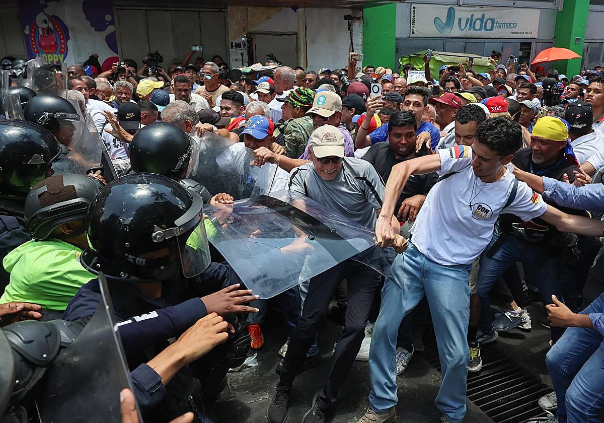 [OPINIÓN] Venezuela: el miedo y el último territorio de la libertad – Por Pedro Urruchurtu