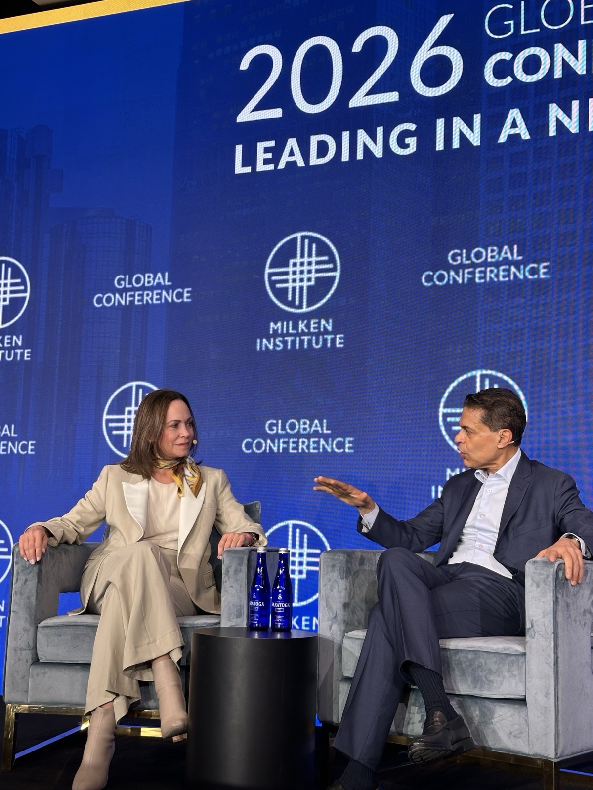 María Corina en el Milken Institute: Nuestro objetivo ahora es un calendario electoral; eso daría certidumbre a los venezolanos