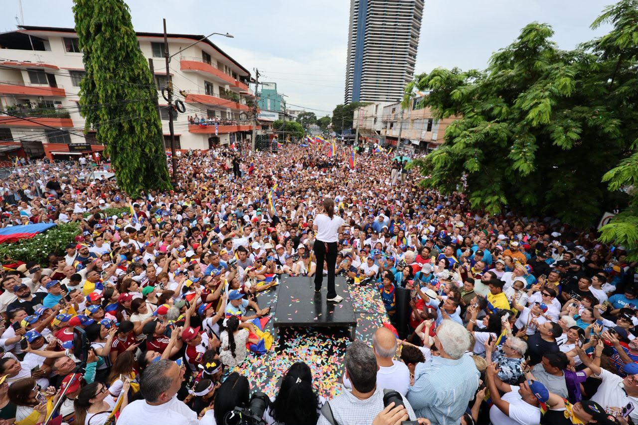 #FOTOS «Para Venezuela vamos», así lo afirmó María Corina desde reencuentro con venezolanos en Panamá