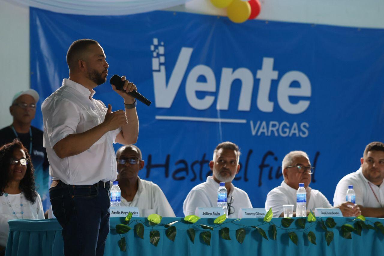Jhilkys Alcila, Secretario Político Vente Vargas