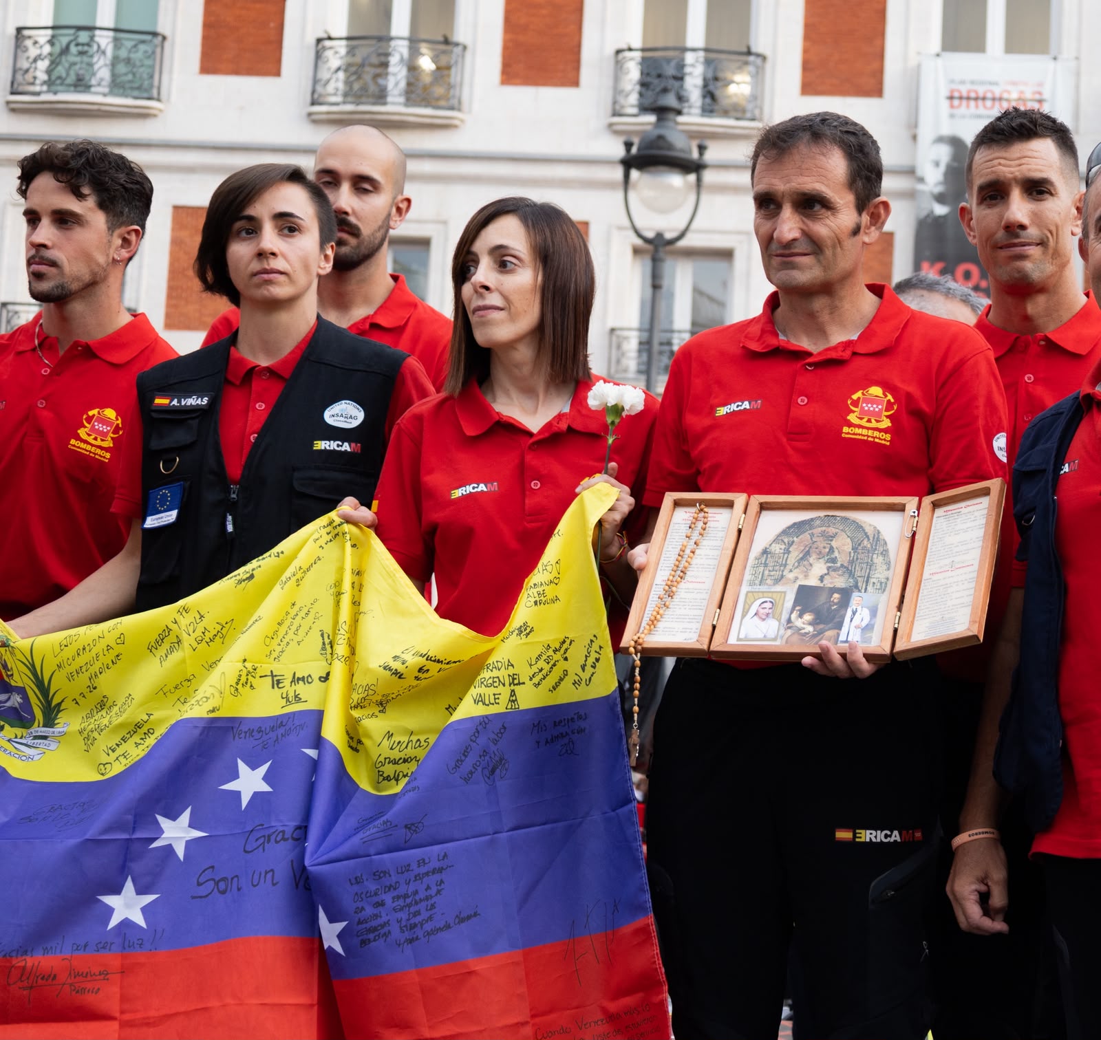 Homenaje a las víctimas de los terremotos en Venezuela: Madrid abraza a los venezolanos con un acto de apoyo tras la tragedia